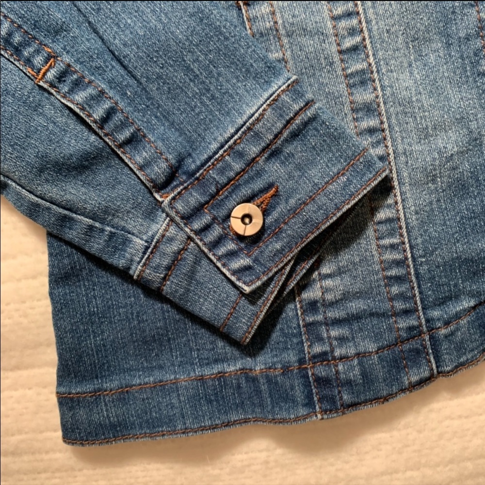 Blue Jean Jacket - Picture 4 of 5